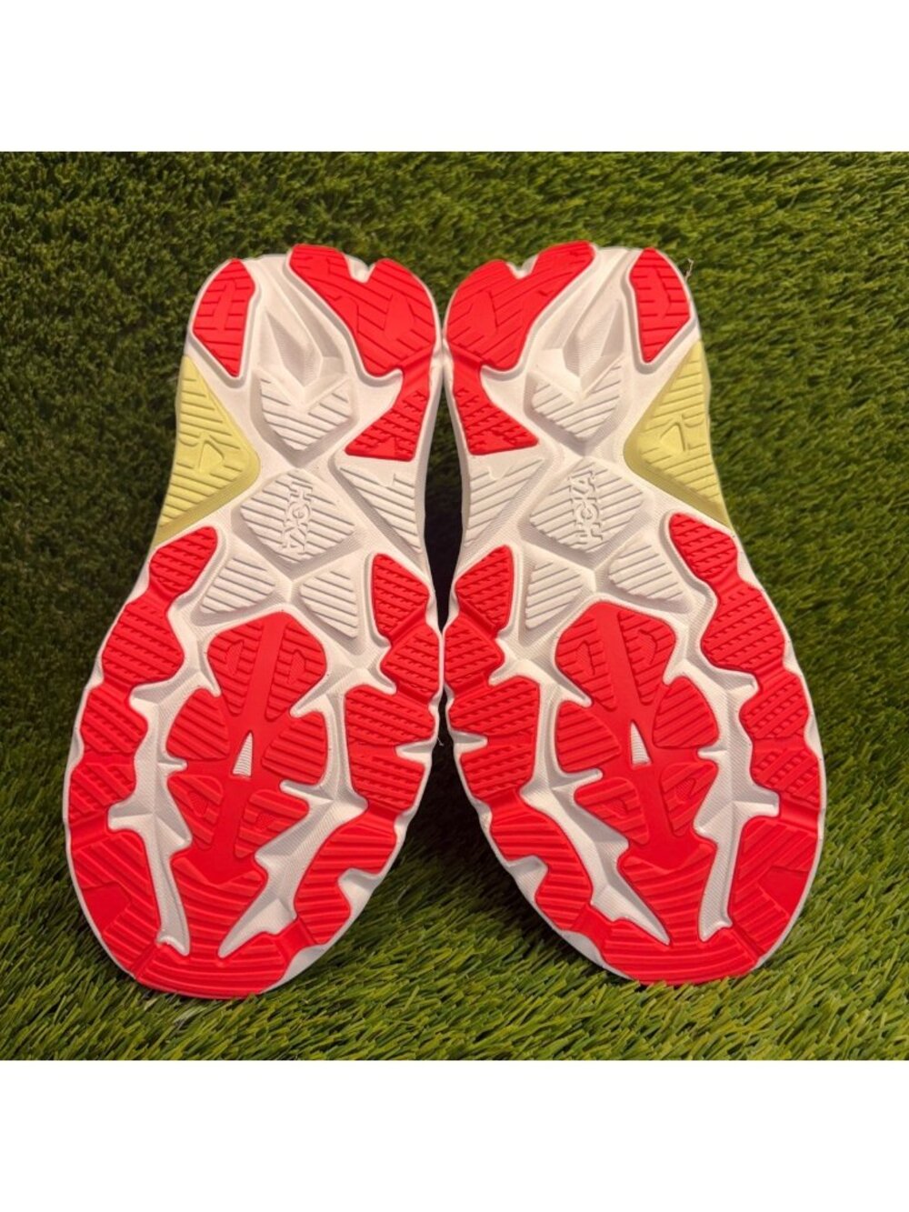 Hoka One One Arahi 8 Womens Size 9 Yellow White Athletic Running Shoes Sneakers - Picture 7 of 10